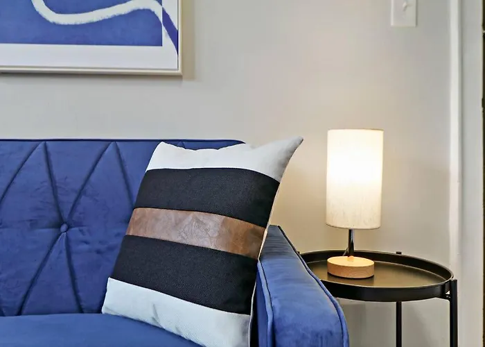 Апартаменты Spacious & Inviting 1br In - Cullom B2 *